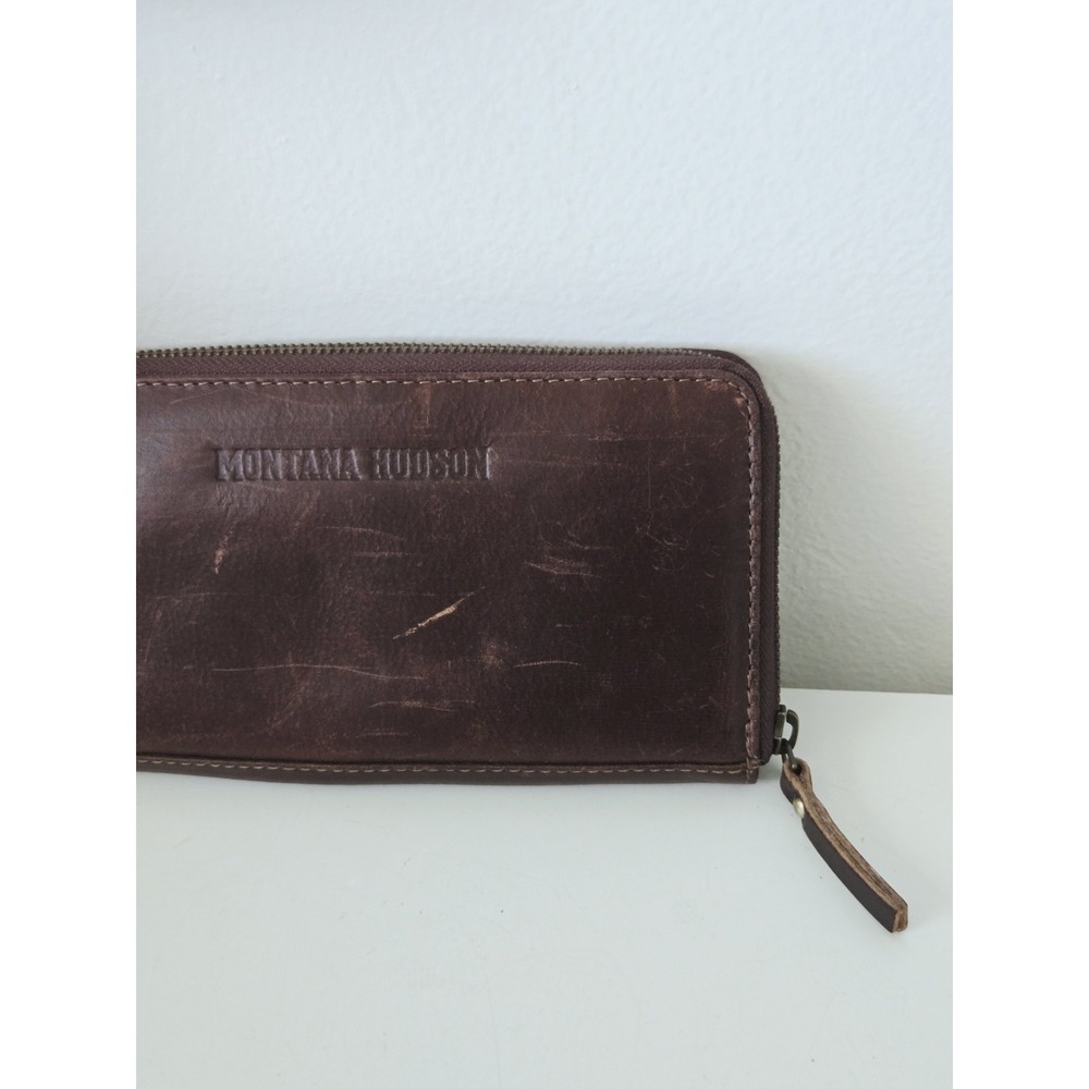 Montana Hudson Brown Smooth Leather Zip Around Large Wallet Rustic Western Logo